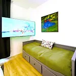 Romana With Terrace & Private Entrance Lejlighed